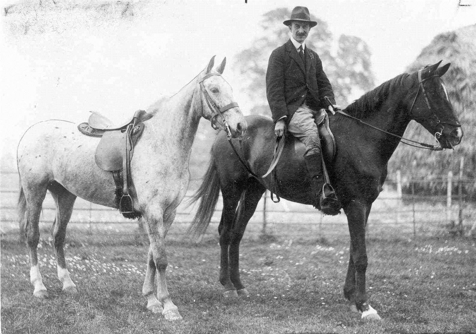 Sir Garrard Tyrwhitt-Drake, who ran Maidstone Zoo at Cobtree Park, pictured in 1923